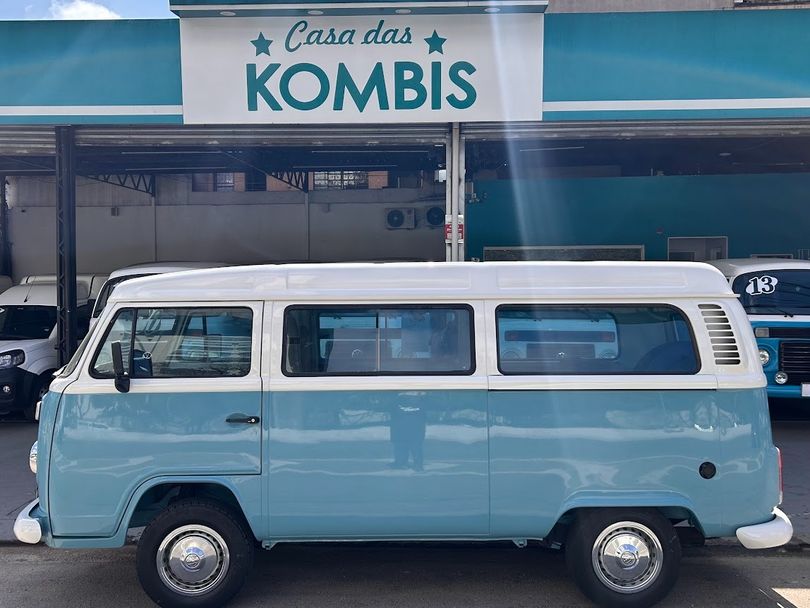 VolksWagen Kombi Standard 1.4 Mi Total Flex 8V