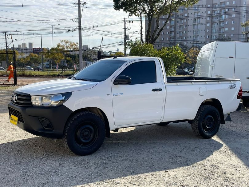 Toyota Hilux CS 4x4 2.8 TDI Diesel Mec.