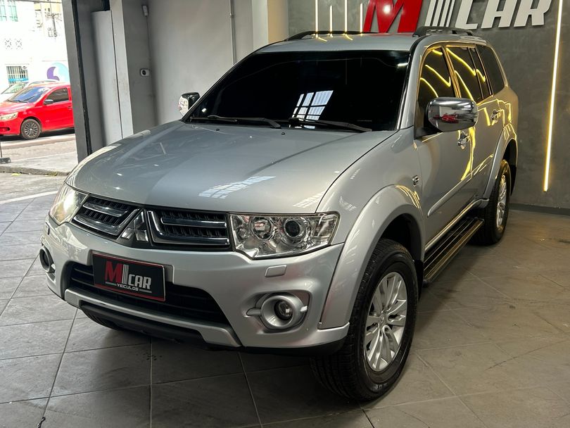 Mitsubishi Pajero DAKAR/HPE 3.5 4x4 Flex 5p Aut.