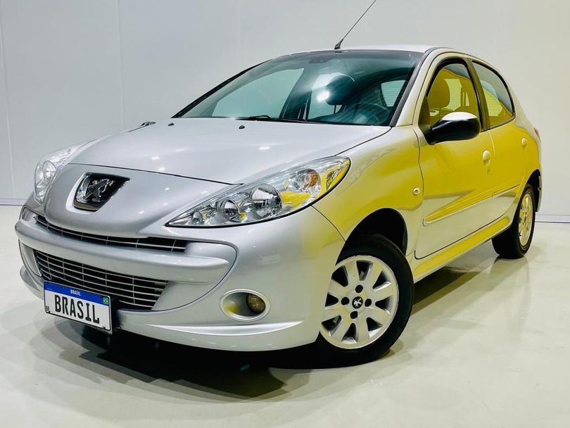 Peugeot 207 XR Sport 1.4 Flex 8V 5p