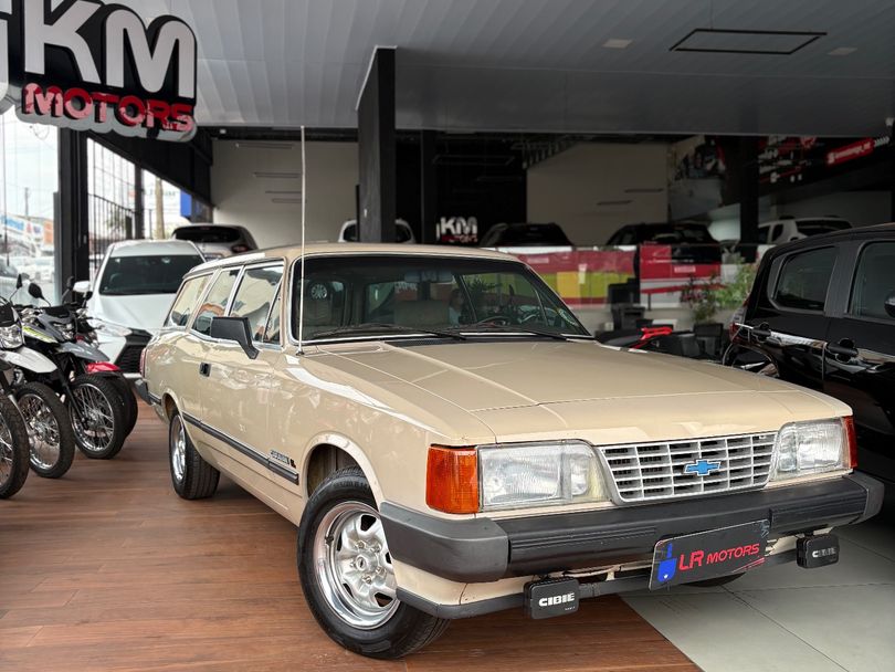 Chevrolet Caravan sl