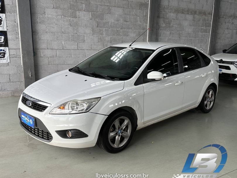 Ford Focus 1.6 S/SE/SE Plus Flex 8V/16V  5p