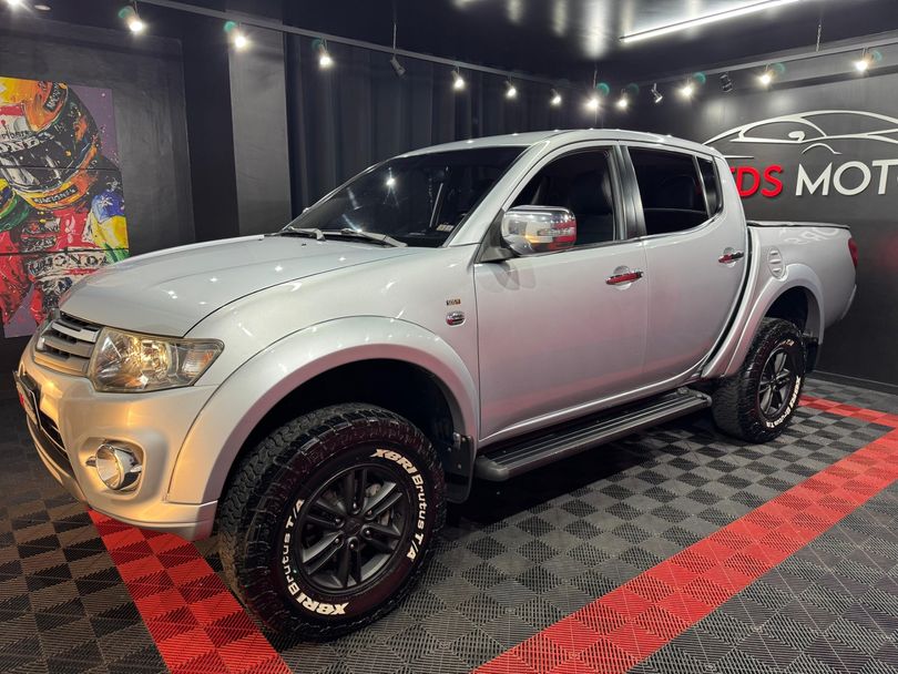 Mitsubishi L200 Triton HPE 3.5 CD V6 24V Flex Aut.