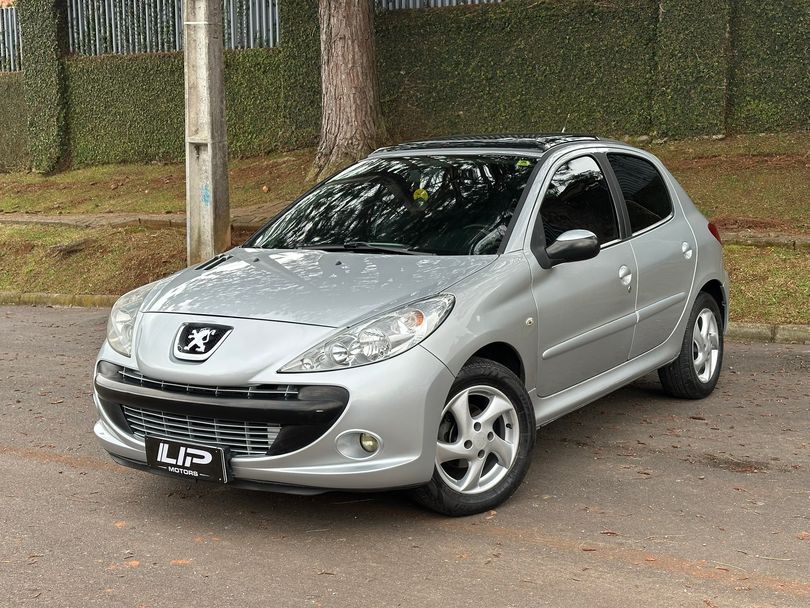 Peugeot 207 QUIKSILVER 1.4 Flex 8V 5p