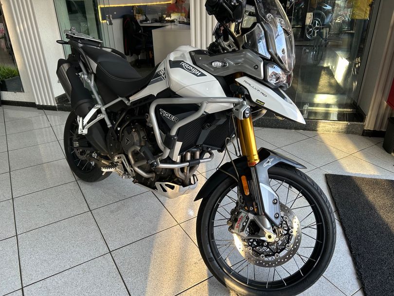 TRIUMPH TIGER 900 RALLY PRO