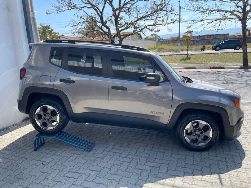 Jeep Renegade Long. T270 1.3 TB 4x2 Flex Aut.
