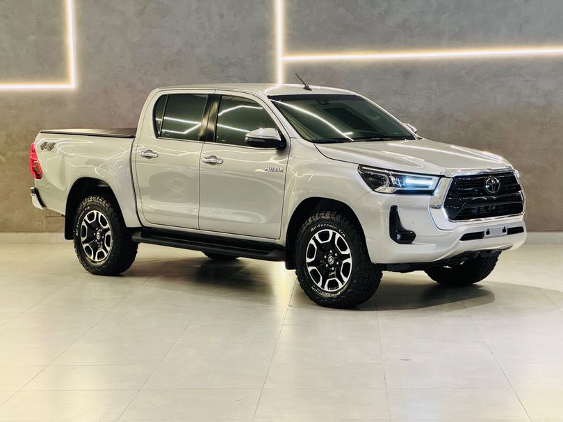 Toyota Hilux CD SRX 4x4 2.8 TDI 16V Diesel Aut.
