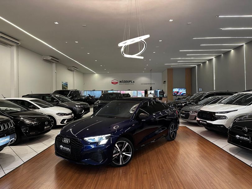 Audi A3 Sportb. Perf. Black 2.0 S-tron.(Híb.)