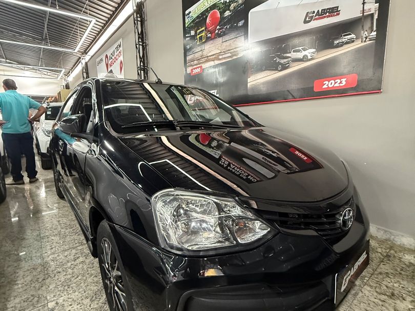 Toyota ETIOS PLATINUM Sed. 1.5 Flex 16V 4p Aut.