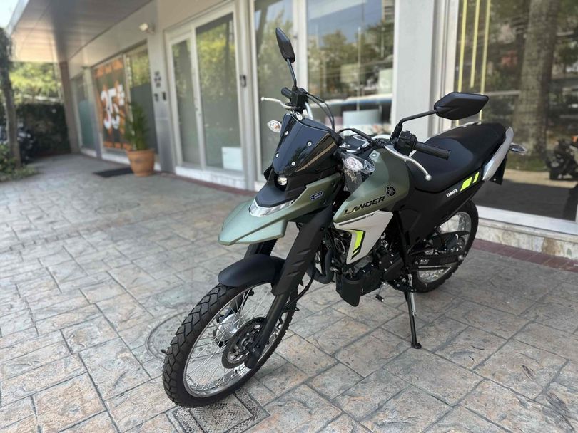 YAMAHA 250 LANDER CONNECTED