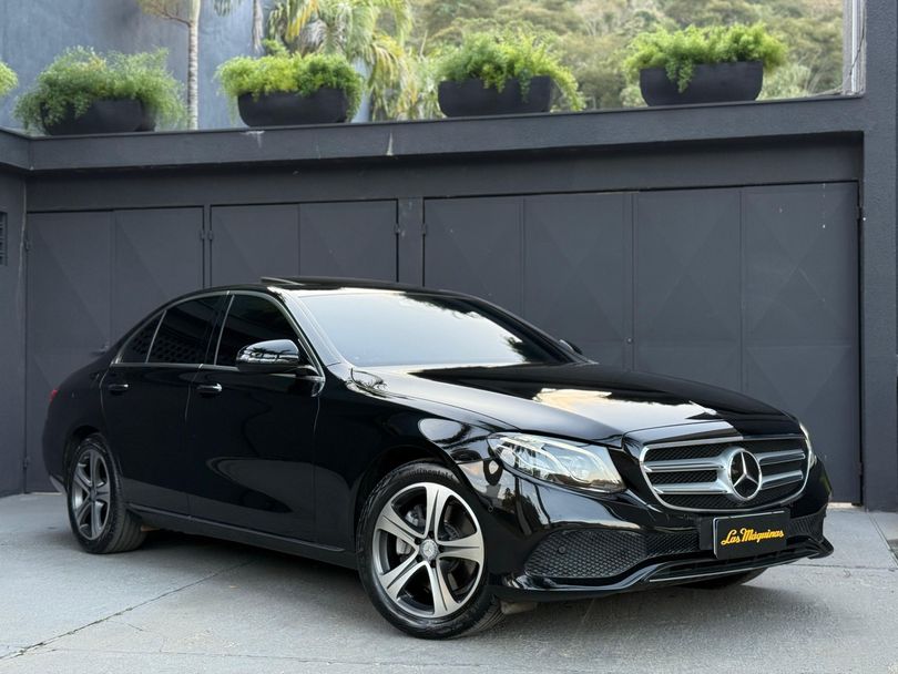 Mercedes E-250 CGI Avantgarde 2.0 TB 211cv Aut.