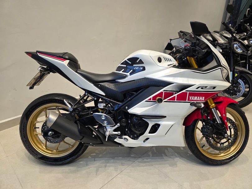 YAMAHA YZF R-3 World GP 60th ANINIVERSARY ED.