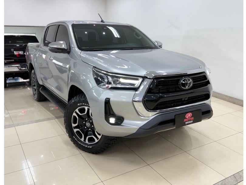 Toyota Hilux CD SRX 4x4 2.8 TDI 16V Diesel Aut.