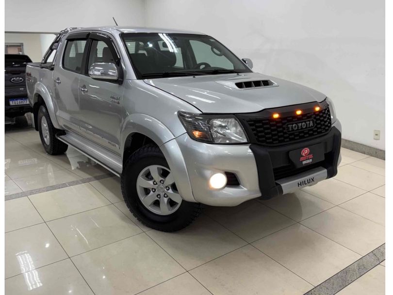 Toyota Hilux CD SRV D4-D 4x4 3.0 TDI Diesel Aut