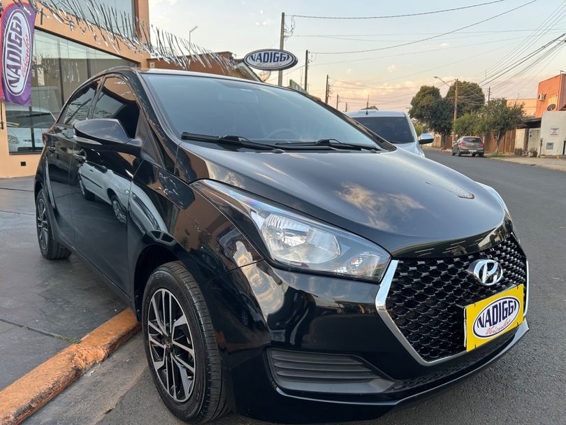 Hyundai HB20 C.Style/C.Plus 1.6 Flex 16V Aut.