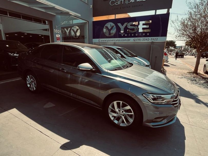 VolksWagen JETTA Comfort. 250 TSI 1.4 Flex 16v Aut.