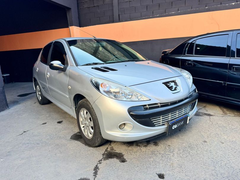 Peugeot 207 Active 1.4 Flex 8V 5p