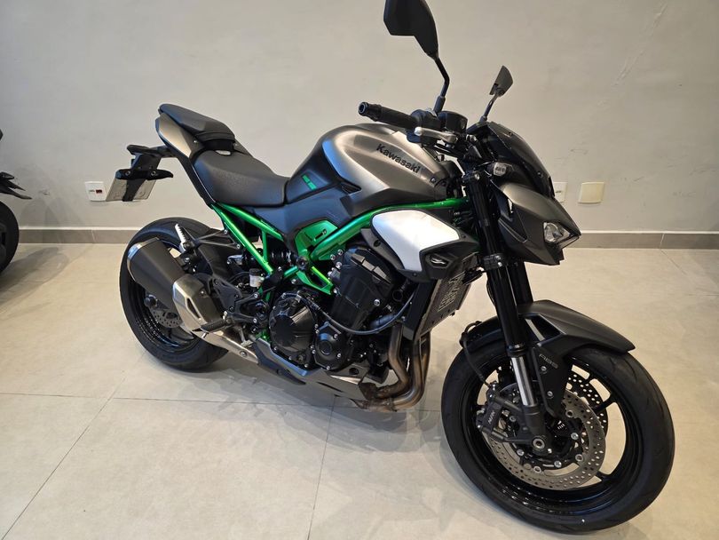 KAWASAKI Z 900