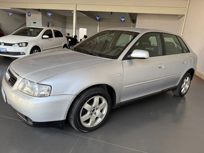 Audi A3 1.8 5p Mec.