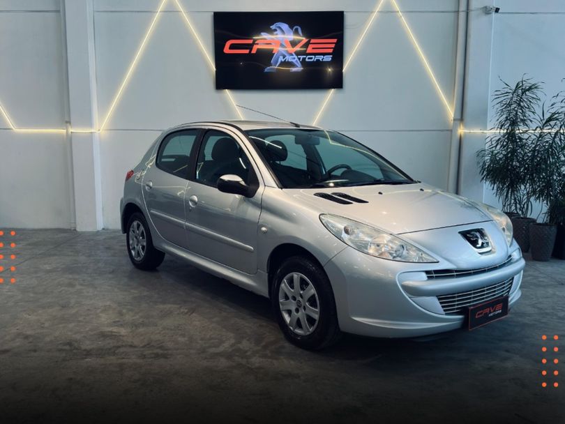 Peugeot 207 XR 1.4 Flex 8V 5p