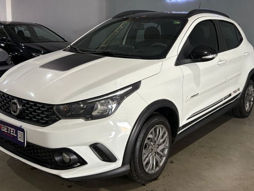 Fiat ARGO TREKKING 1.3 8V Flex