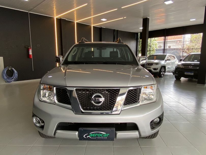 Nissan Frontier SL CD 4x4 2.5TB Diesel Aut