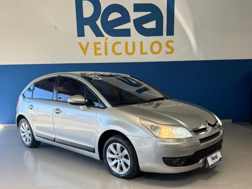 Citroën C4 GLX 2.0 Flex 16V 5p Mec.