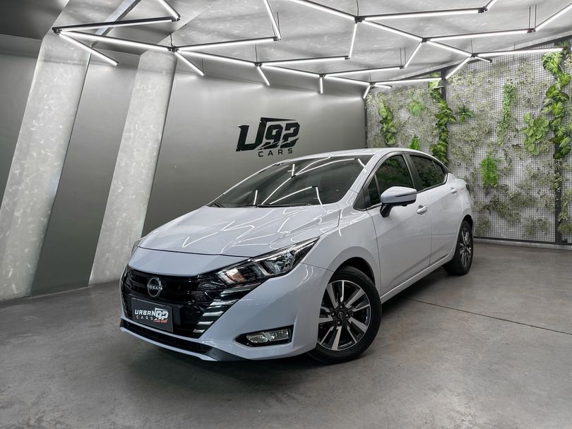Nissan VERSA Advance 1.6 16V Flex Aut.