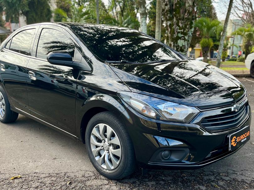 Chevrolet JOY Plus Black Ed.1.0 8V 4p Flex Mec.