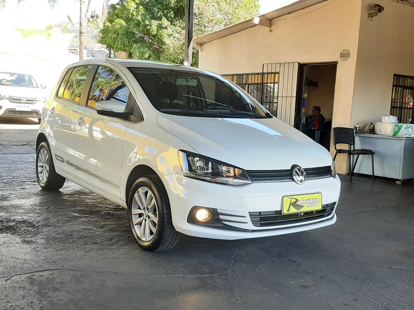 VolksWagen Fox Connect 1.6 Flex 8V 5p