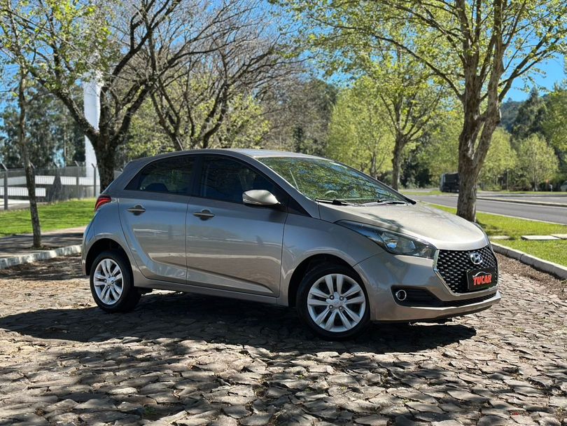 Hyundai HB20 C.Style/C.Plus 1.6 Flex 16V Aut.