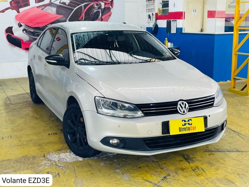 VolksWagen JETTA Comfortline 2.0 T.Flex 8V 4p Tipt.