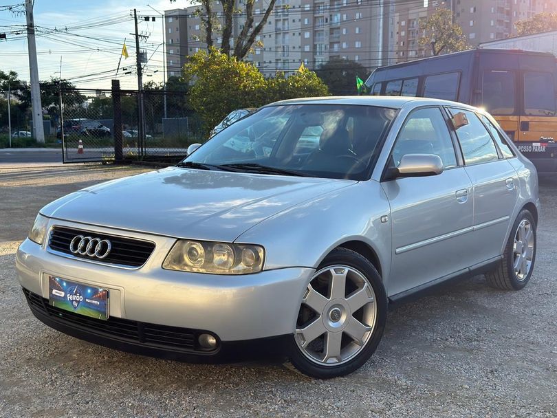 Audi A3 1.6 5p