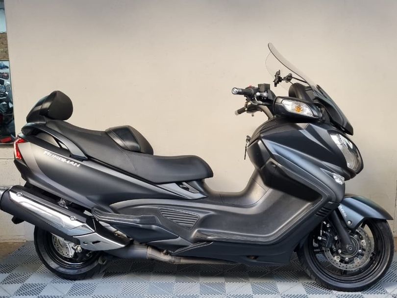SUZUKI BURGMAN 650 EXECUTIVE/ 650