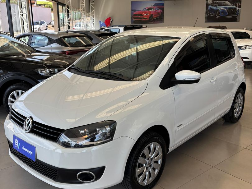 VolksWagen Fox 1.6 Mi Total Flex 8V 5p
