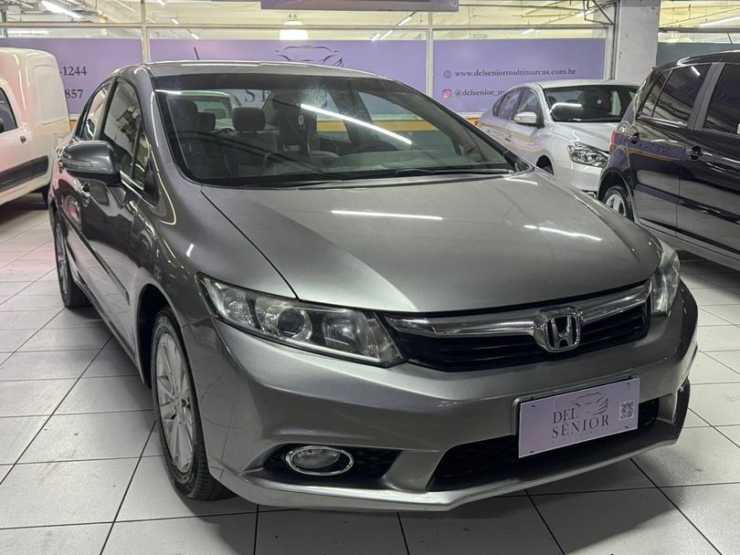 Honda Civic Sedan LXR 2.0 Flexone 16V Aut. 4p