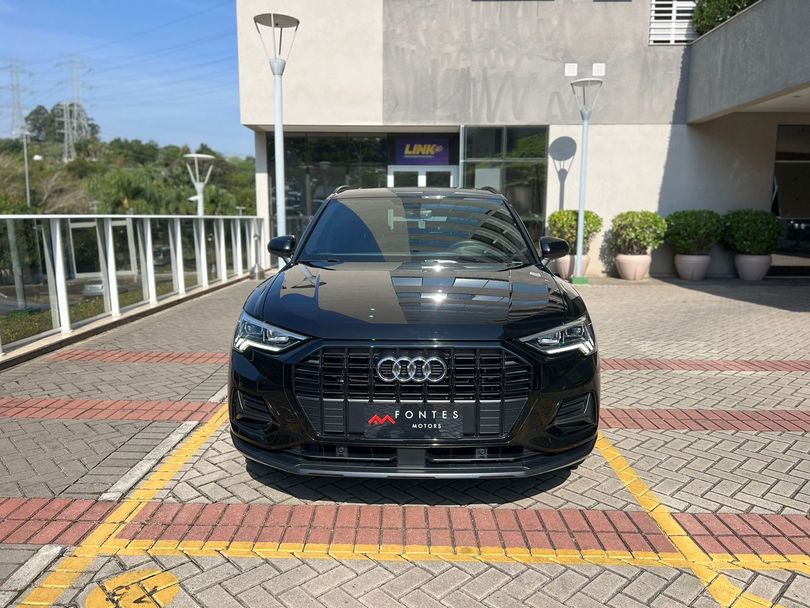 Audi Q3 Black S Line 1.4 TFSI S-tronic