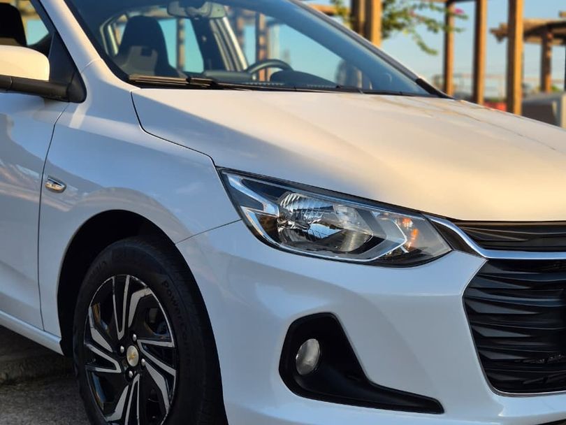 Chevrolet ONIX SEDAN Plus LT 1.0 12V TB Flex Mec.