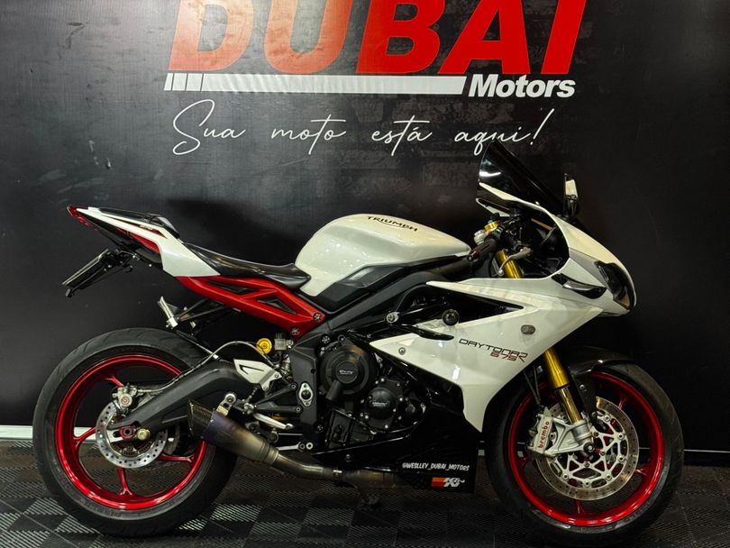 TRIUMPH DAYTONA 675R