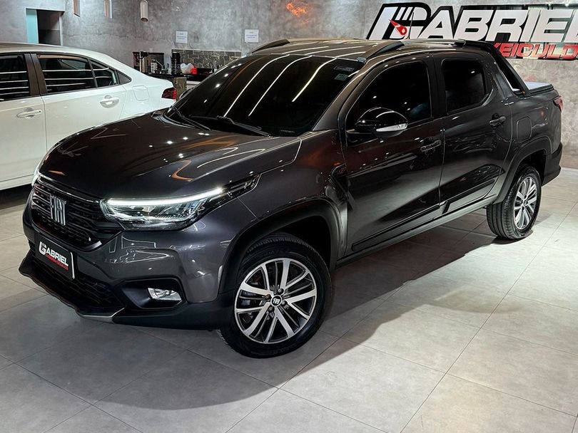 Fiat Strada Volcano 1.3 Flex 8V CD