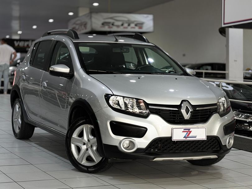 Renault SANDERO STEPWAY Easy R Flex 1.6 16V 5p