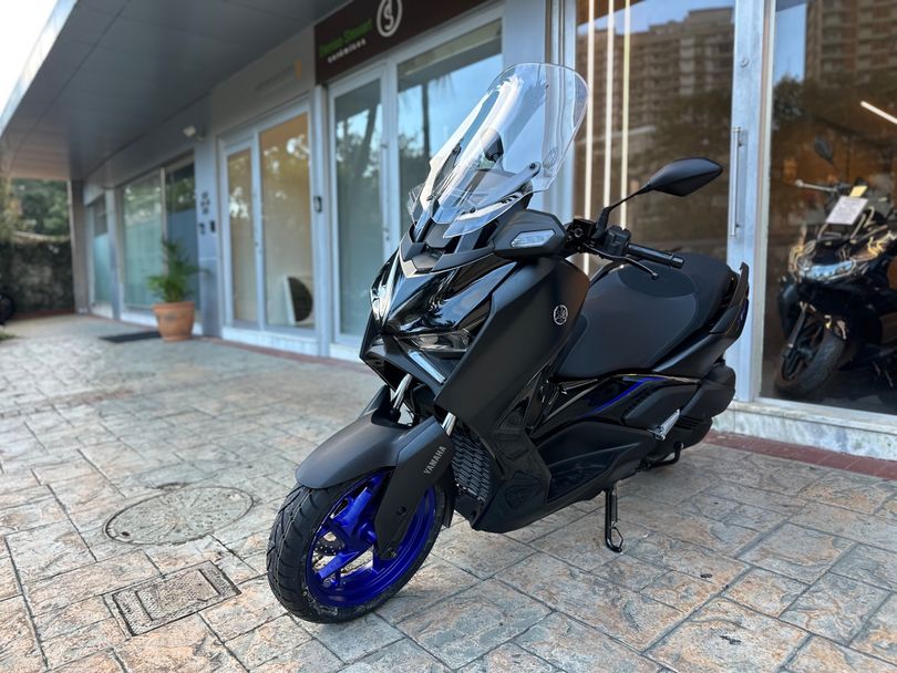 YAMAHA CONNECTED