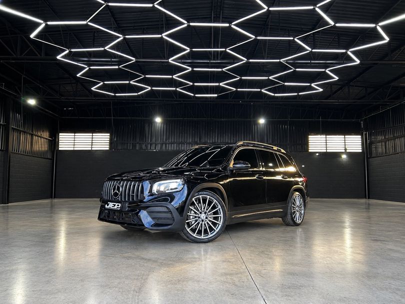 Mercedes GLB-35 AMG 4MATIC 2.0 Turbo Aut.