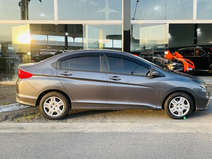 Honda CITY Sedan Personal 1.5 Flex 16V Aut.