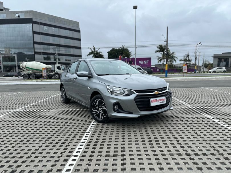 Chevrolet ONIX SEDAN Plus LT 1.0 12V Flex 4p Mec.