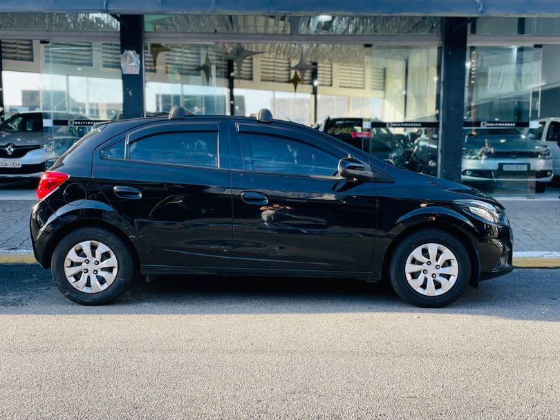 Chevrolet ONIX HATCH LT 1.0 8V FlexPower 5p Mec.