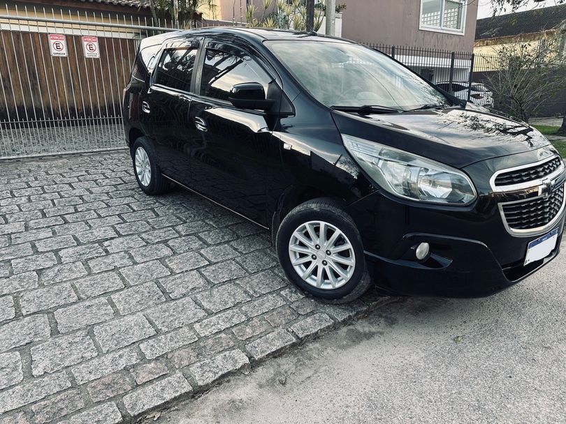 Chevrolet SPIN LS 1.8 8V Econo.Flex 5p Mec.