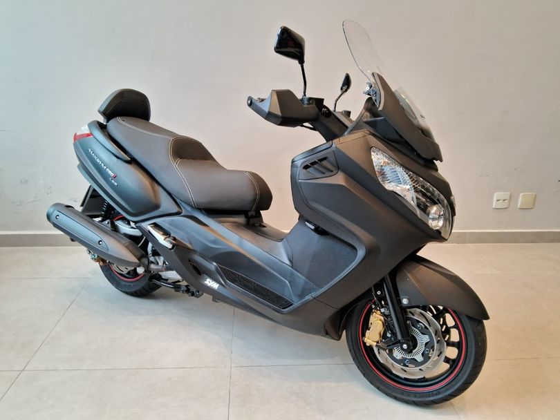 DAFRA MAXSYM 400i