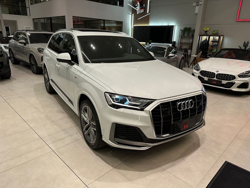Audi Q7 S-Line 3.0 V6 TFSI Quattro Tiptronic