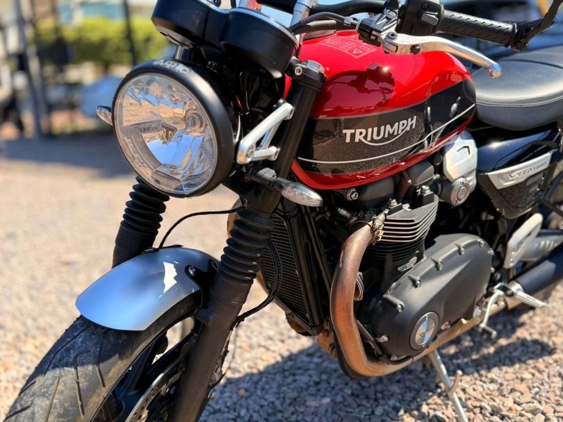 TRIUMPH Speed Twin 1200cc